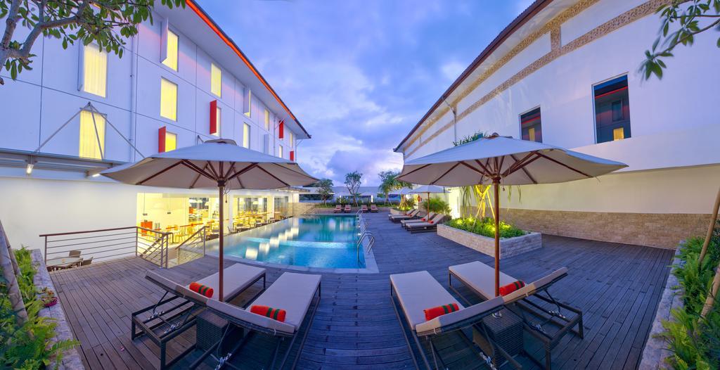 Harris Hotel And Conventions Denpasar Exteriér fotografie