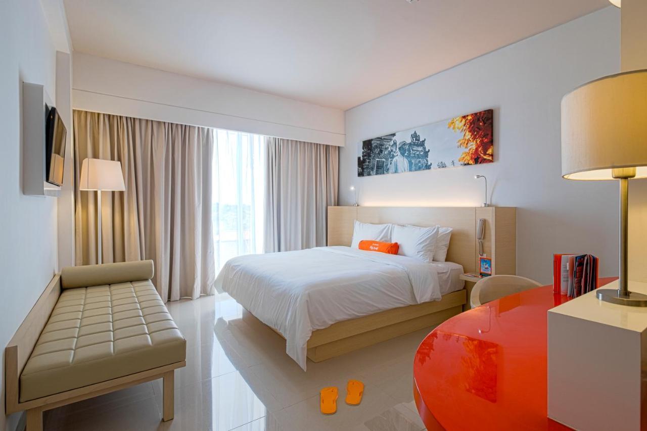Harris Hotel And Conventions Denpasar Exteriér fotografie