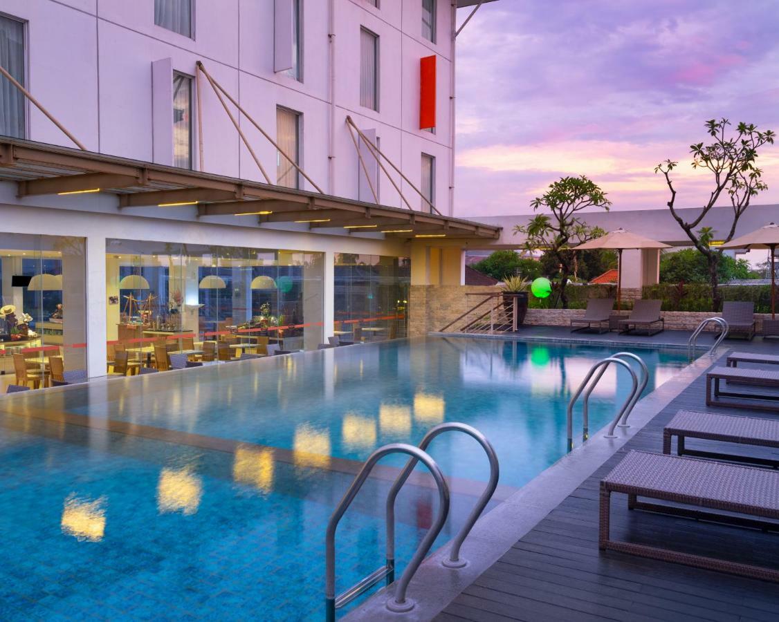 Harris Hotel And Conventions Denpasar Exteriér fotografie